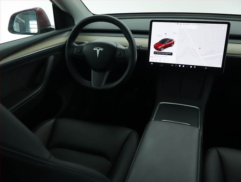Tesla Model Y (2021) Long Range AWD 75kWh, SoH 91% - fotka 7 z 23