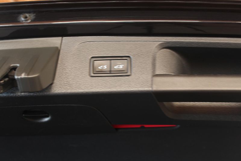 Volkswagen Passat (2023) 2.0TDI DSG Display Tažné  - fotka 22 z 34
