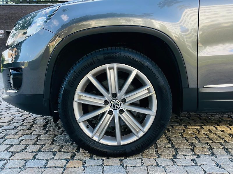 Volkswagen Tiguan 2.0TSI 4x4 AUTOMA KAMERA TAŽNÉ - fotka 44 z 44