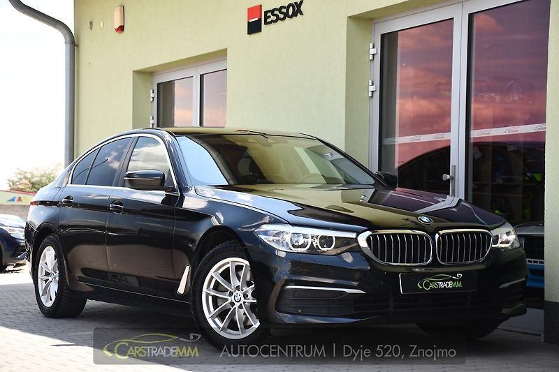 BMW Řada 5 518d ČR 1.M CARPLAY - fotka 7 z 54