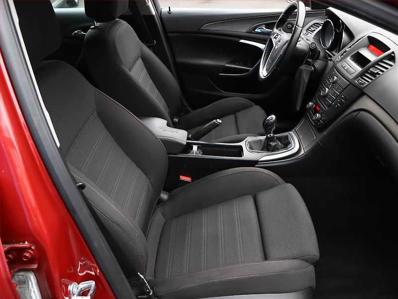 Opel Insignia (2009) 2.0 CDTI, Serv.kniha, Tempomat - fotka 7 z 13