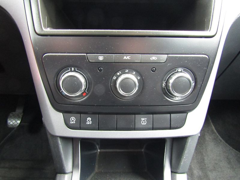 Škoda Yeti (2015) 1.2 TSI 81kW  BEZ KOROZE - fotka 22 z 25