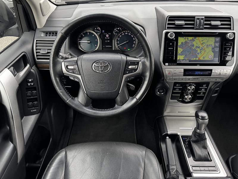 Toyota Land Cruiser (2020) 2.8D - CZ - Invincible - fotka 11 z 28