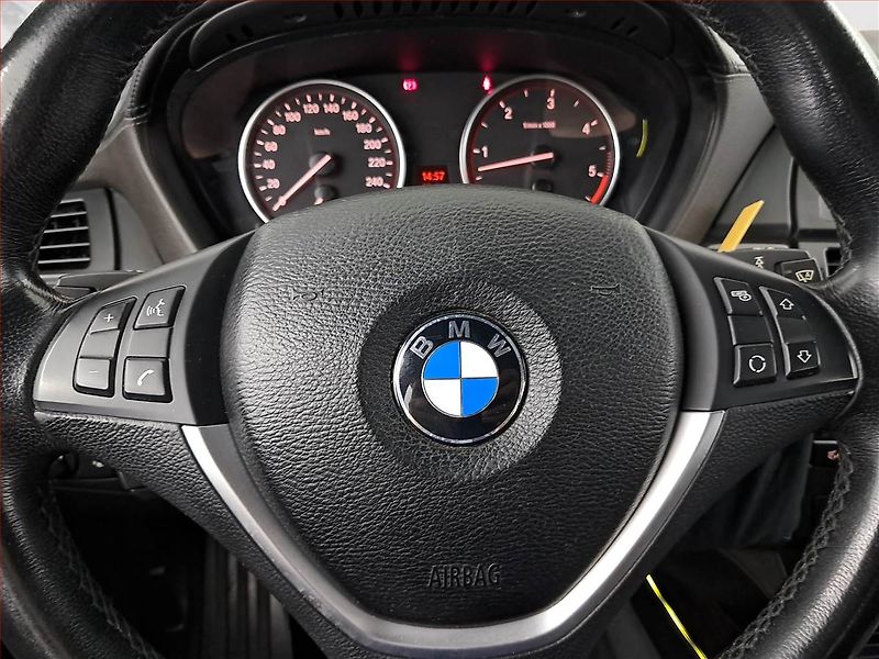 BMW X5 (2012) xDrive40d, 4X4, Automat, Kůže - fotka 18 z 22