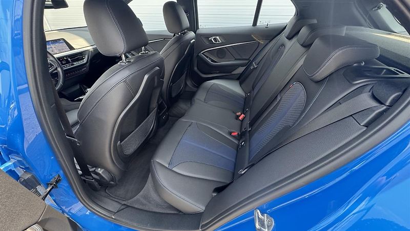 BMW Řada 1 118i Mpaket Automat - fotka 7 z 9