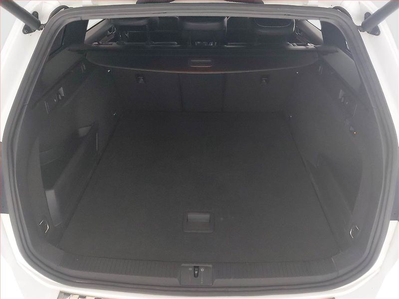 Volkswagen Passat (2020) Alltrack 2.0 TDI, 4X4 - fotka 14 z 23
