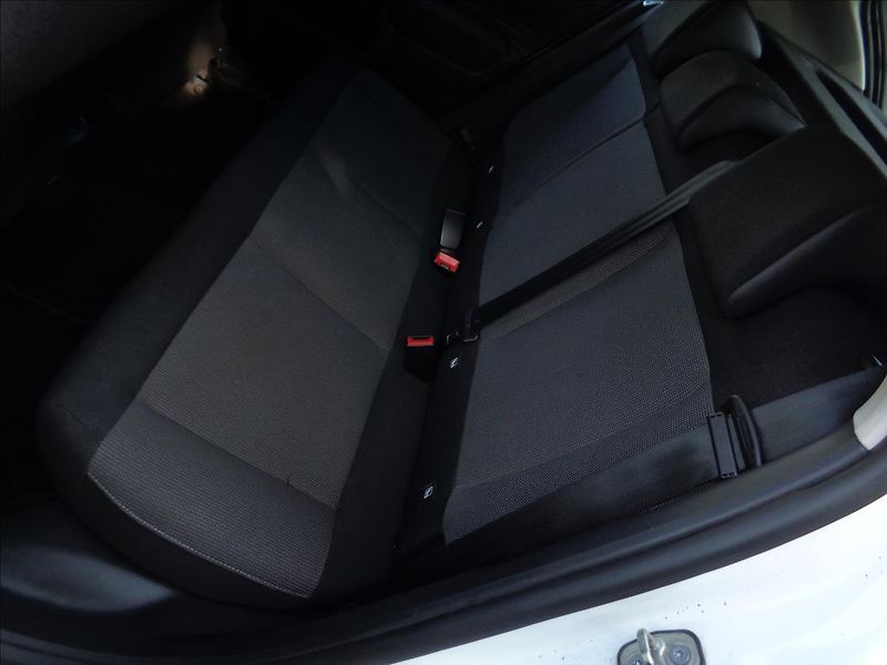 Citroën C4 1,2 - fotka 10 z 15
