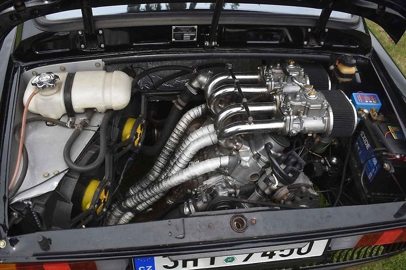 Škoda 110 R ve stylu Porsche je pozoruhodný automobil.
