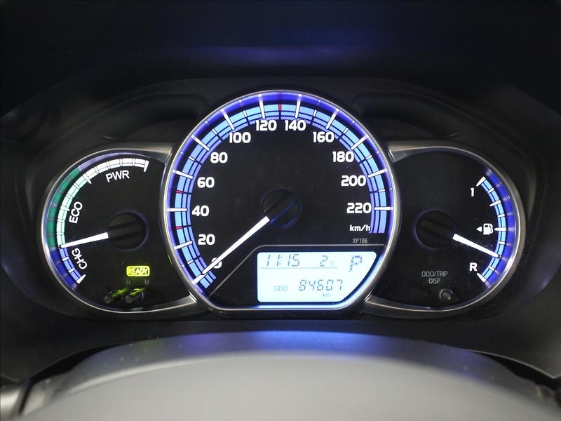 Toyota Yaris 1,5 i Hybrid Comfort At. - fotka 22 z 31