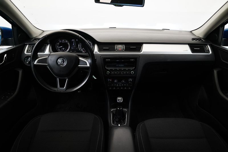 Škoda Rapid - fotka 5 z 24