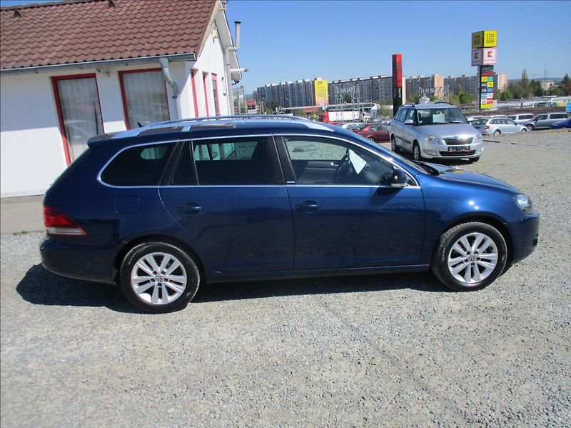 Volkswagen Golf 1,4 TSI,digiklima,servis,tažné - fotka 5 z 36