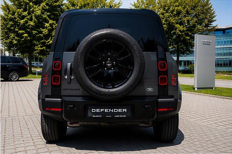 Land Rover Defender (2026) 110 D200 S - fotka 3 z 23