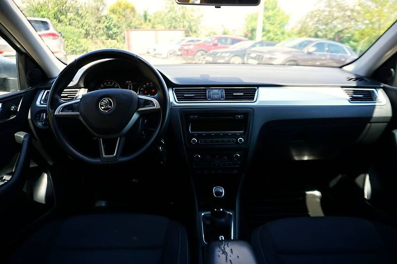 Škoda Rapid (2015) ELEGANCE 1,6 TDI 66 kW - fotka 20 z 38