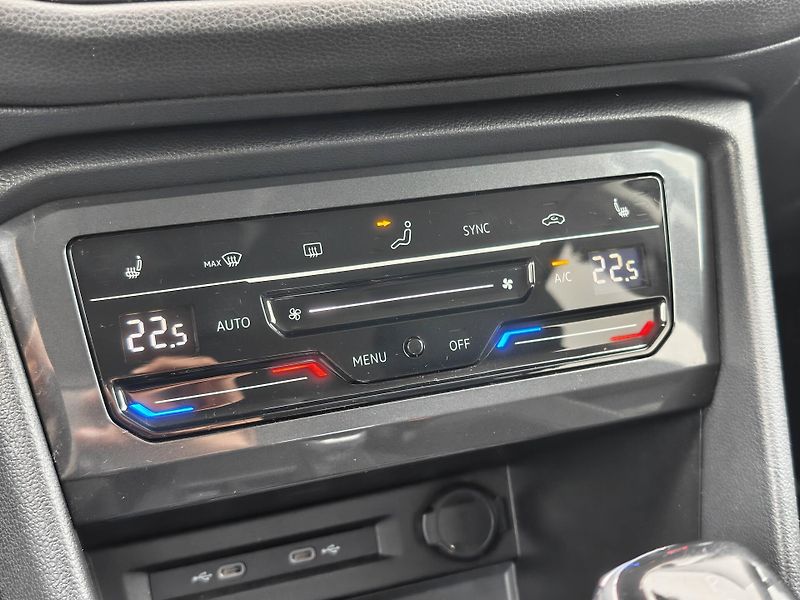 Volkswagen Tiguan Life 7DSG 1,5TSi - fotka 17 z 23