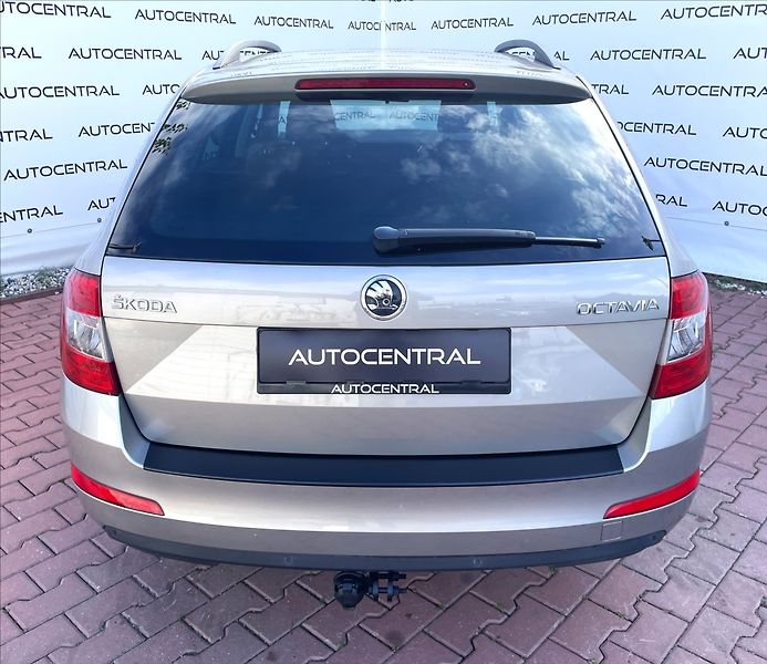 Škoda Octavia 1,2 TSI 81kw 111t.km 1.majitel - fotka 5 z 22