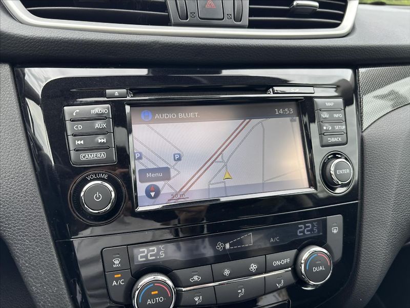 Nissan X-Trail 1,6 D PLNÝ SERVIS 360° PANORAM - fotka 24 z 44