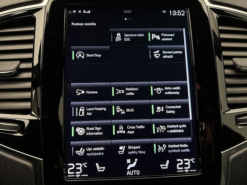 Volvo XC90 B5 AWD MOMENTUM PRO 7 MÍST - fotka 28 z 44