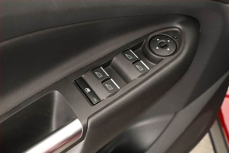 Ford Kuga (2016) 2.0 TDCi, 4X4, Automat - fotka 15 z 15