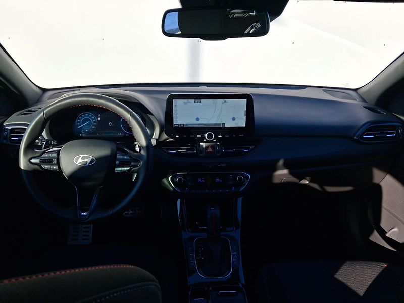 Hyundai i30 1.5 T-GDI MHEV DCT N-Line - fotka 5 z 25