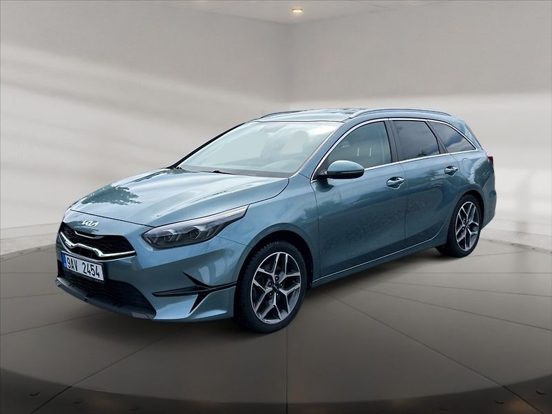 Kia Ceed 1,5 T-GDI 118 Top AT - fotka 3 z 11
