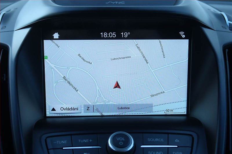 Ford Kuga (2017) 1.5 TDCi, Automat, Navi - fotka 21 z 22
