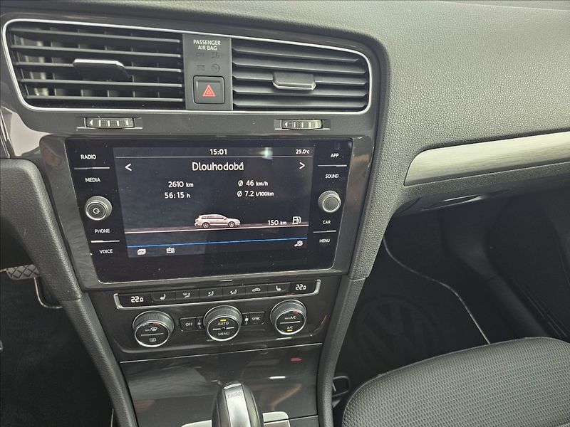Volkswagen Golf VII 1,5TSi DSG Comfortline - fotka 17 z 43