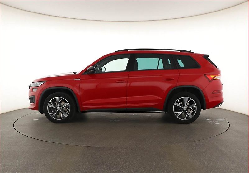 Škoda Kodiaq (2023) Sportline 2.0 TDI - fotka 3 z 21