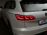 Volkswagen Touareg 3,0 R-LINE VZDUCH NV MATRIX ČR - náhled 45