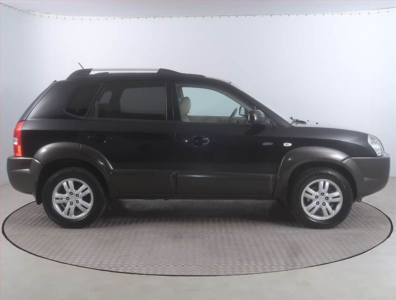 Hyundai Tucson (2007) 2.0 i, LPG, 4X4, po STK - fotka 6 z 14