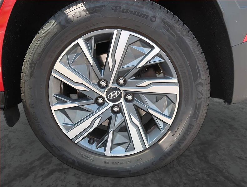 Hyundai Tucson (2021) 1.6 T-GDI, Serv.kniha, Navi - fotka 15 z 18