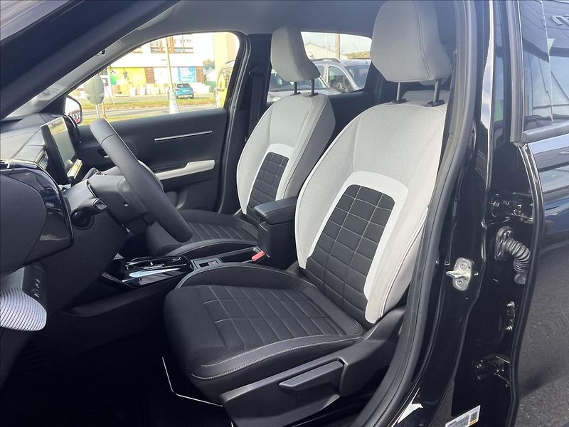 Citroën ë-C3 0,0 44kWh  MAX AT Safety Pack - fotka 9 z 21