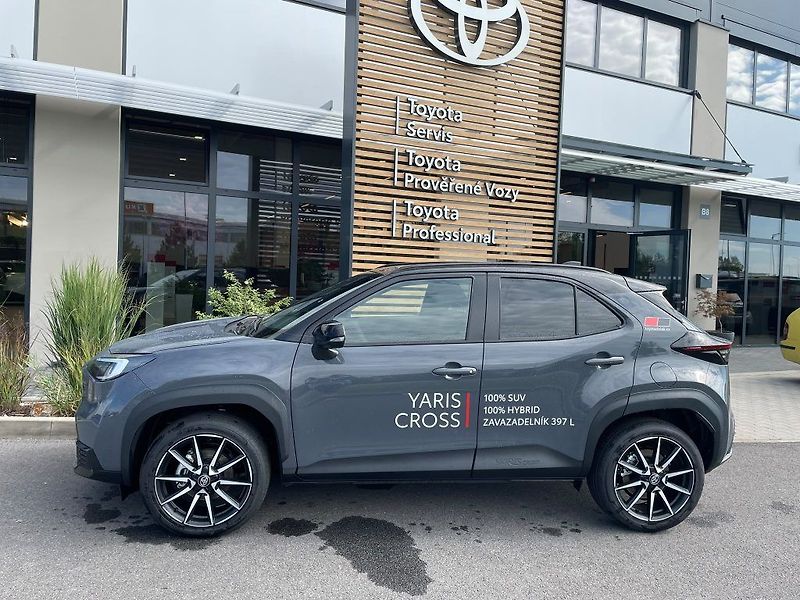 Toyota Yaris Cross 1.5 Hybrid 130k GR SPORT TECH - fotka 3 z 31