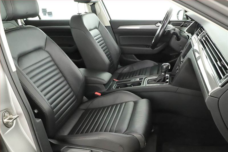Volkswagen Passat (2016) 2.0 BiTDI, 4X4, Automat, Kůže - fotka 7 z 19
