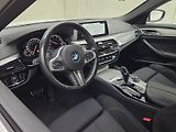 BMW Řada 5 (2018) 530d xDrive M Sport - náhled 13
