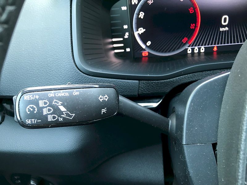 Škoda Karoq (2022) STYLE TDI 2.0/85KW 6MP - fotka 17 z 27
