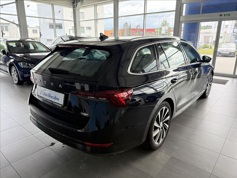 Škoda Octavia 2,0   85kW,SERVISKA,ČR,STYLE - fotka 6 z 31