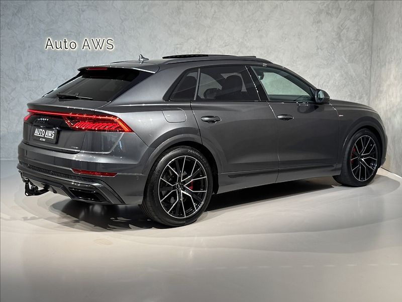 Audi Q8 3,0 TDi  Competition Plus LED - fotka 9 z 48