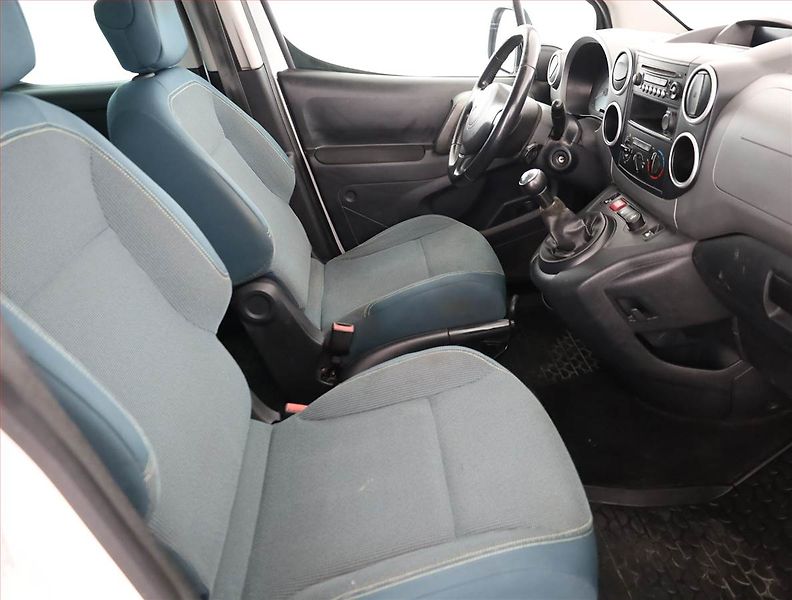 Citroën Berlingo (2018) Feel 1.6 BlueHDi, 5Míst, ČR - fotka 7 z 13