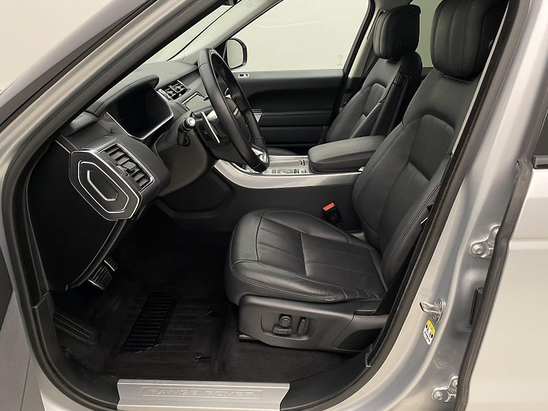Land Rover Range Rover Sport 4.4 SDV8 HSE AWD AUT CZ - fotka 3 z 52