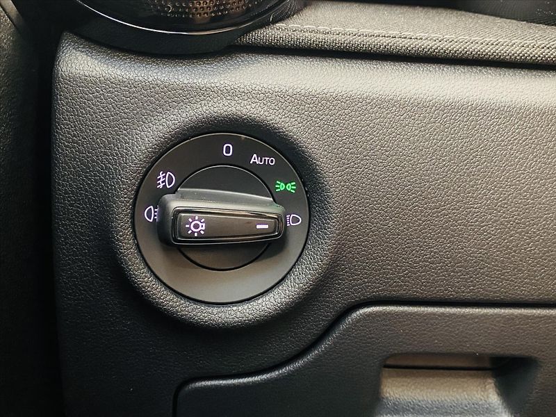 Škoda Fabia 1,5 TSI 110kW DSG Style Plus - fotka 18 z 23