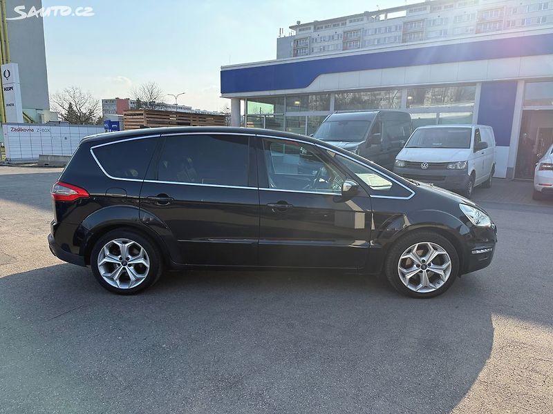 Ford S-MAX 2,2 TDCI 147kW 7míst - fotka 6 z 38