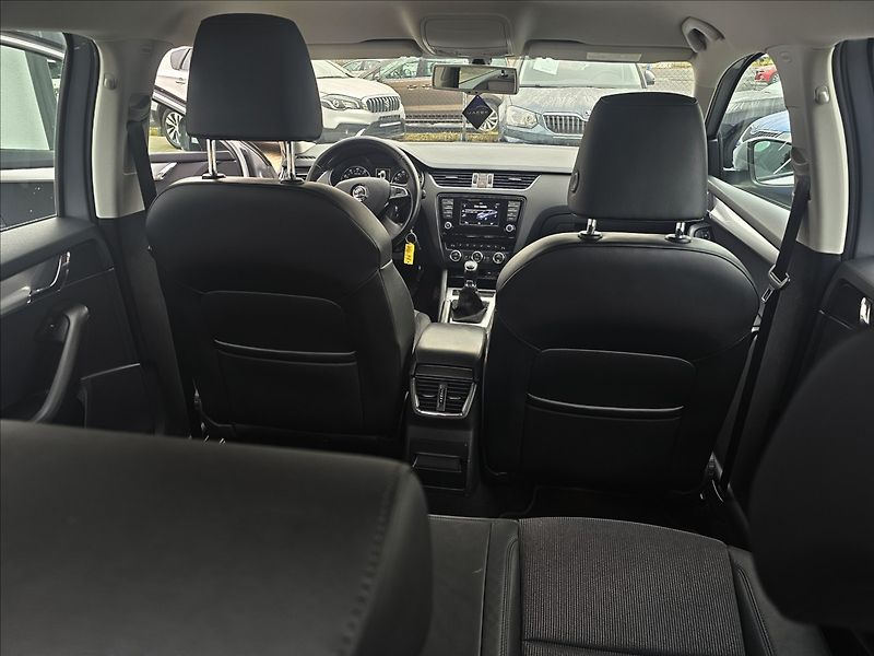 Škoda Octavia III 1,4TSi 103KW Elegance - fotka 29 z 44