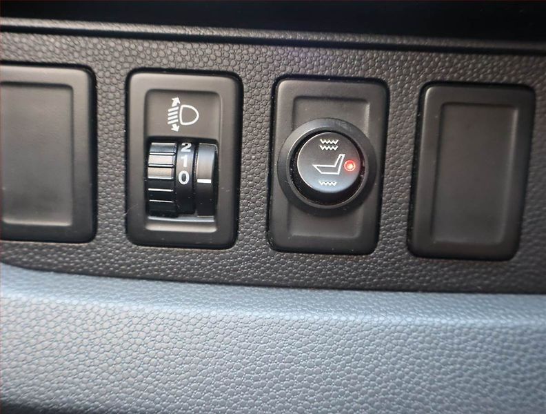 Suzuki Splash (2012) 1.0, Vyhř. sedaček - fotka 15 z 16