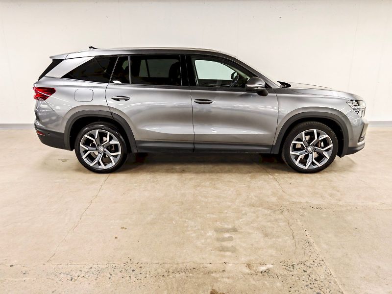 Škoda Kodiaq (2024) 2.0 TDI 142 kW DSG 4x4 Exclusi - fotka 31 z 36