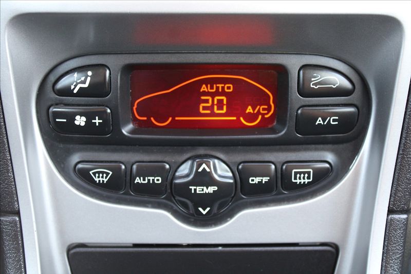 Peugeot 307 1,6 i  NOVÉ V ČR - fotka 17 z 24