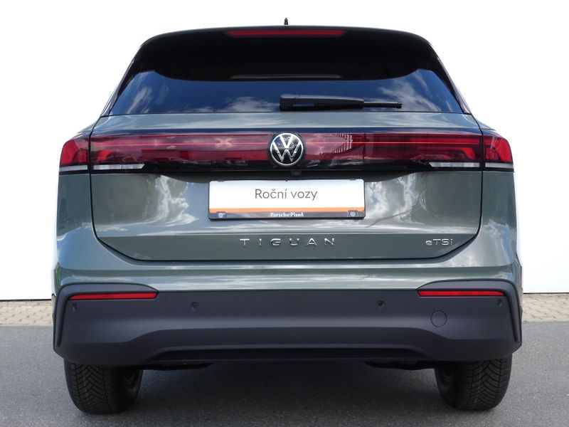 Volkswagen Tiguan Life 1,5 eTSI 110 kW mHEV - fotka 17 z 30