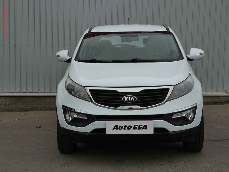 Kia Sportage (2013) 1.6 GDi, ČR - fotka 2 z 21