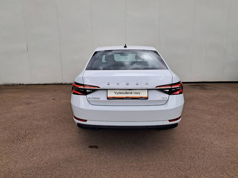 Škoda Superb (2023) III FC Style plus , Style EXTR - fotka 30 z 32