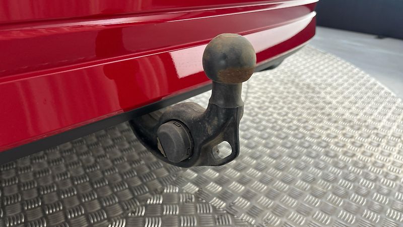 Škoda Octavia 2.0 TDI DSG Style Combi - fotka 27 z 27