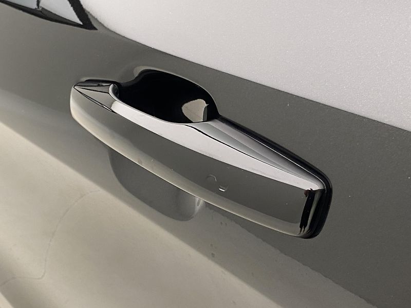 Lynk & Co 01 (2025) 01 CORE PHEV - fotka 21 z 90
